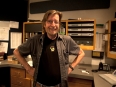 ave-bonar_larry-monroe-in-kut-control-room