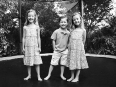 ave-bonar-photography-triplets-portrait